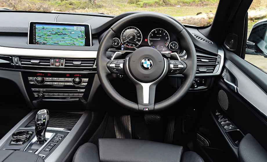 BMW X5 xDrive40e Elettrica Hybrid interni