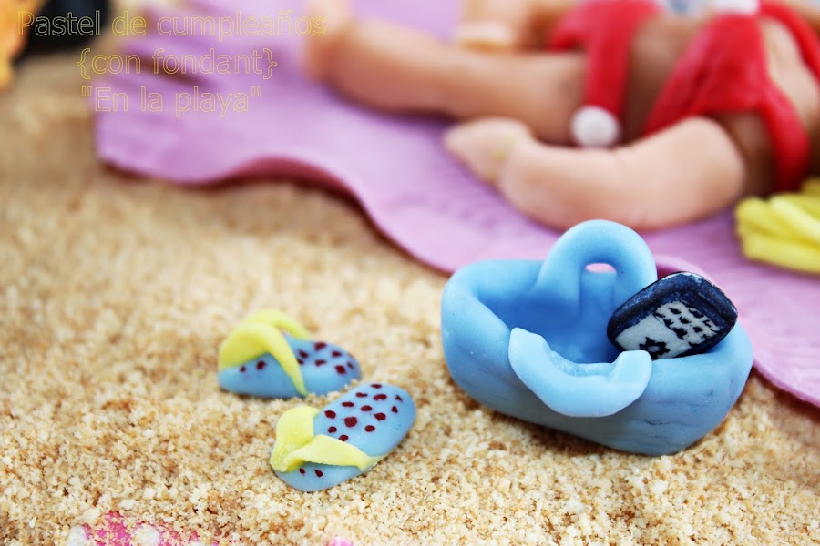 PASTEL DE CUMPLEAÑOS {CON FONDANT} "EN LA PLAYA" ON THE BEACH