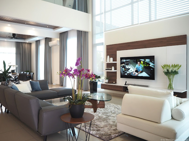 Semi-D living room design by Meridian Interior Design, Kuala Lumpur.