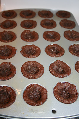 gluten free chocolate almond cookie cups
