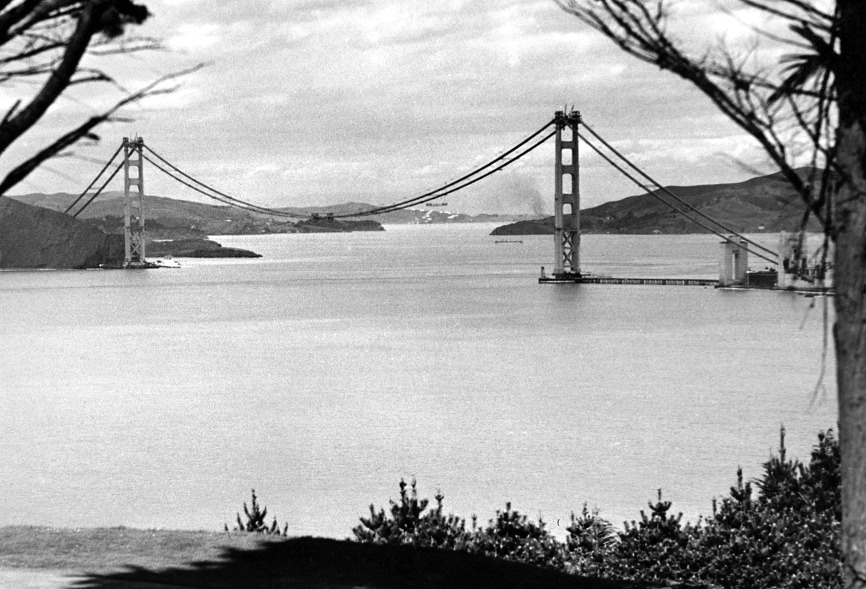 the history of the construction of the golden gate bridge They disembarked at the turnstile leading to the gleaming new golden gate bridge, a spectacular marvel of engineering and design at the time, it was the longest suspension bridge in the world. the history of the construction of the golden gate bridge They disembarked at the turnstile leading to the gleaming new golden gate bridge, a spectacular marvel of engineering and design at the time, it was the longest suspension bridge in the world.