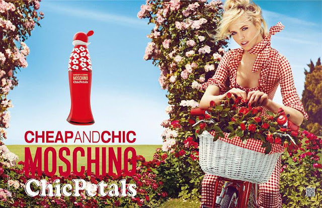 Cheap & Chic Chic Petals by MOSCHINO