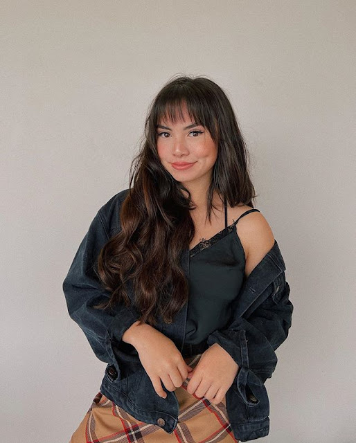 Haley Pham Photos Haley Pham Photos