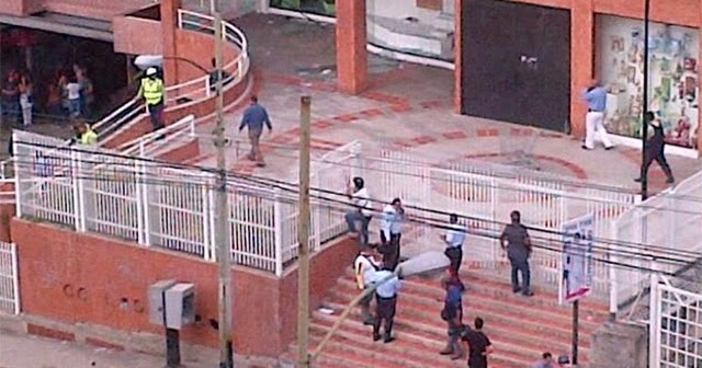 Por "saqueo" de juguetes mandan a Yare a un basquebolista adolescente