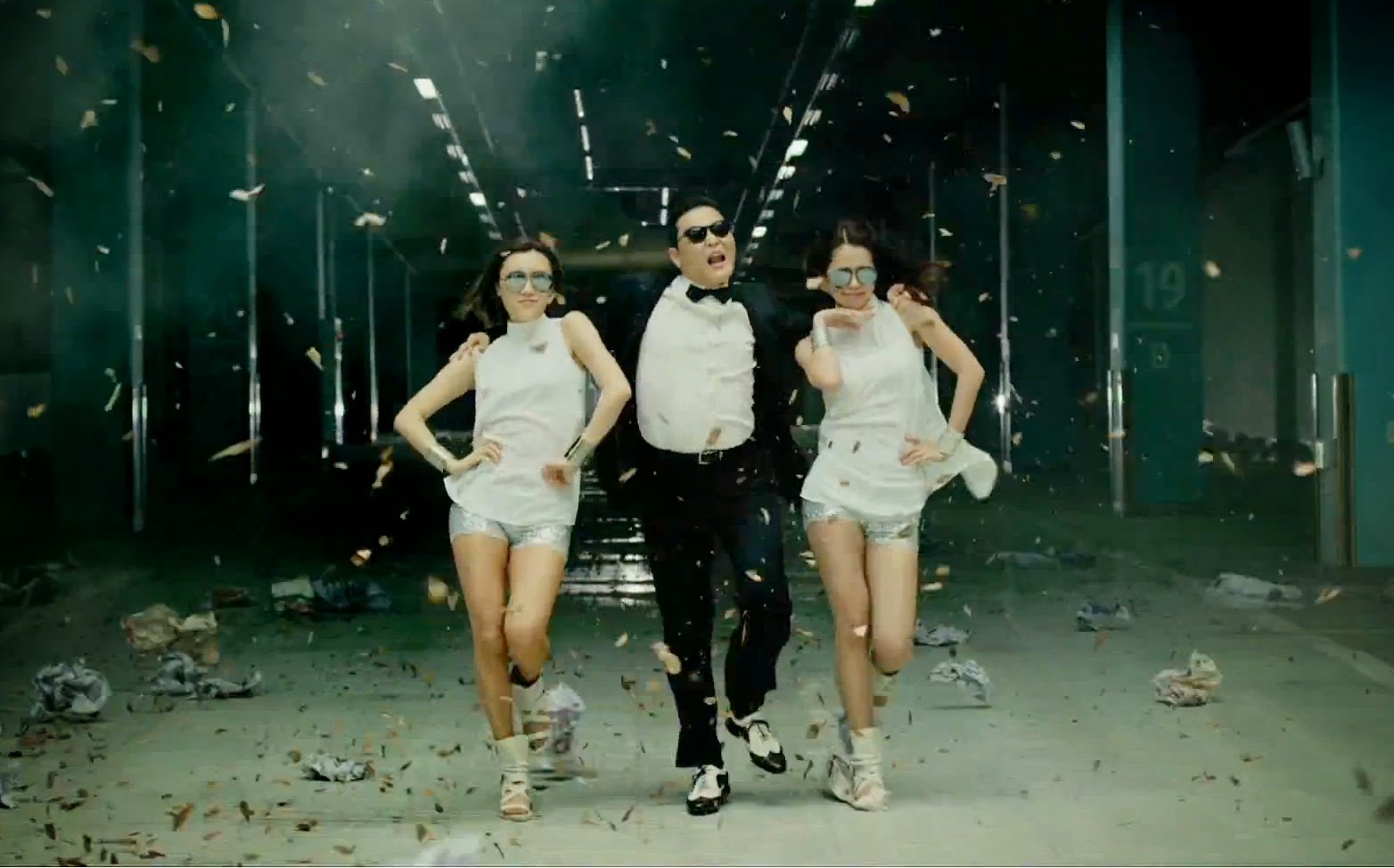 Предыдущую клип. Psy Gangnam Style. Стиль гангнам стайл. Псай 2012. Клип Oppa Gangnam Style.