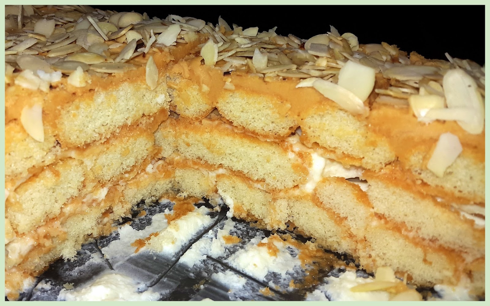 торт из печенья ушки без выпечки. торт "ленивый наполеон". торт из ушек. торт наполеон без выпечки из печенья ушки. рецепт торта из печенья ушки без выпечки.