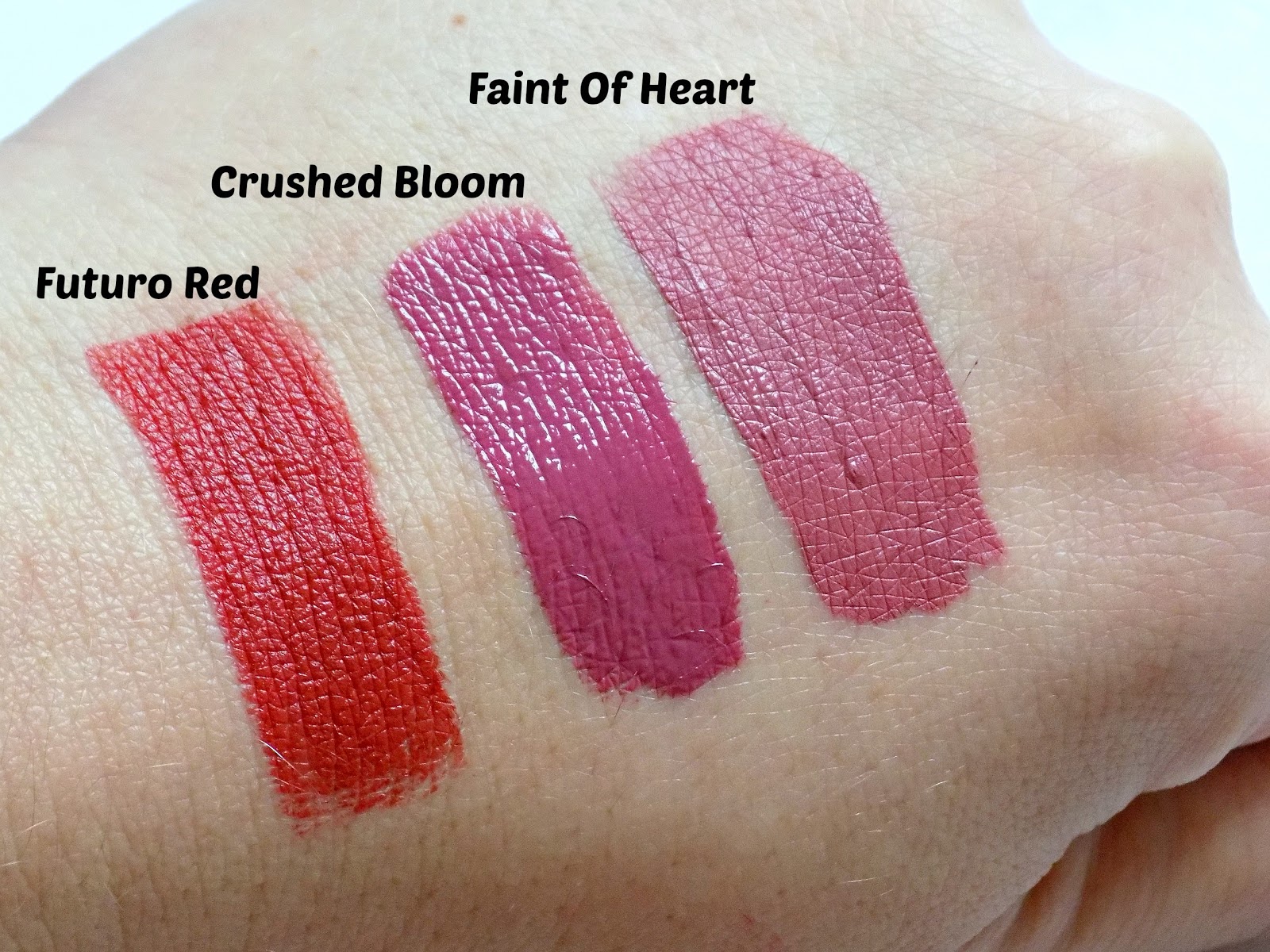 Zoeva Pure Lacquer Lips in Crushed Bloom, Pure Velour Lips in Faint Of Heart, Luxe Matte Lipstick in Futuro Red, swatches