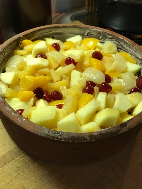 There&rsquo;s a Hippy in the Kitchen: Baked Fruit Casserole