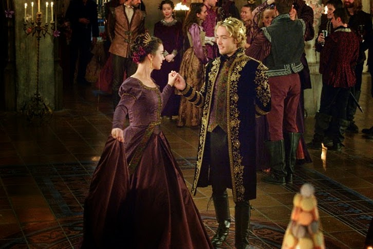 Reign - Episode 2.13 - Sins of the Past - Promotional Photos 