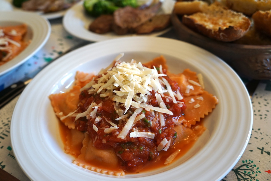 Raffetto's Lobster Ravioli with Vino de Milo's Roasted Garlic Pasta Sauce