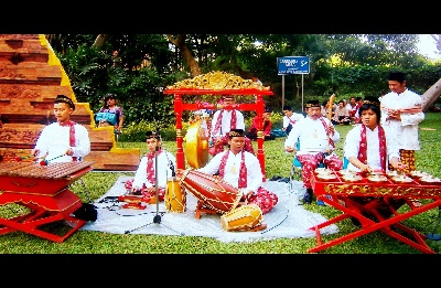 Musik tradisional gambang kromong berasal dari daerah