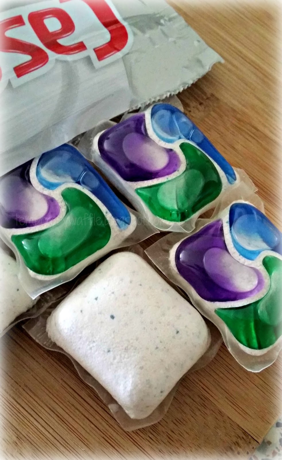 Temporary Waffle Sparkly Dishes With Cascade Platinum Action Pacs