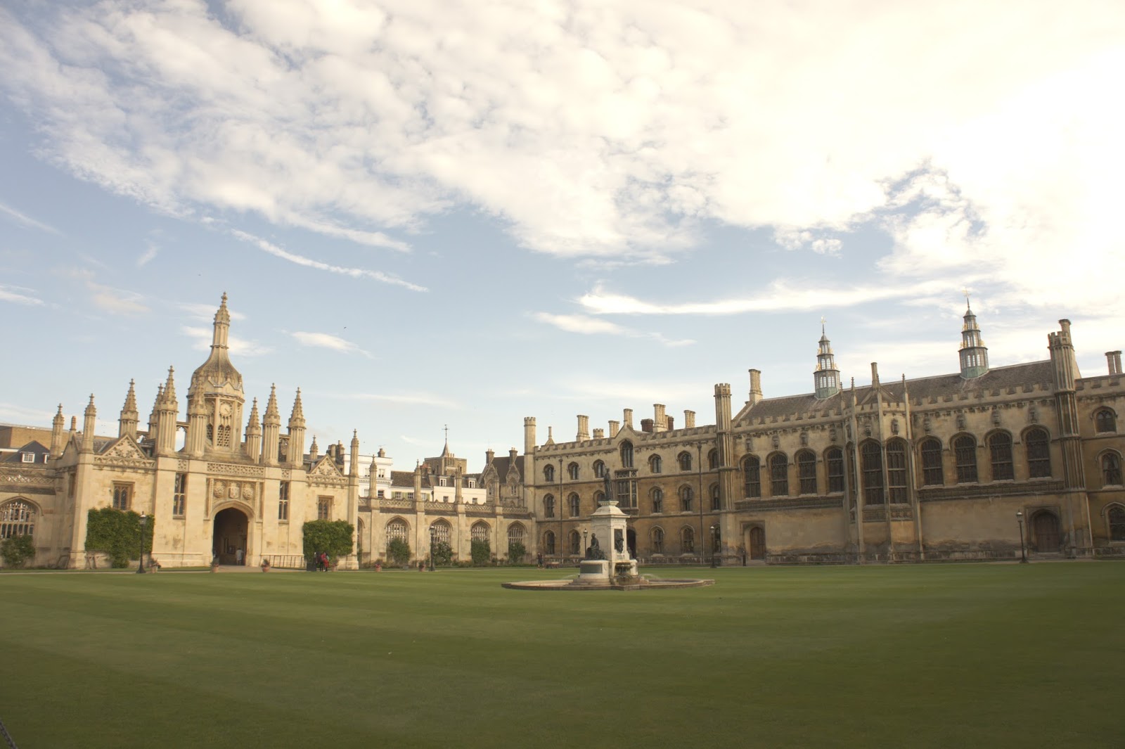 Cantab English 康得留學顧問 Times Higher Education 英國最好的五間大學 2017