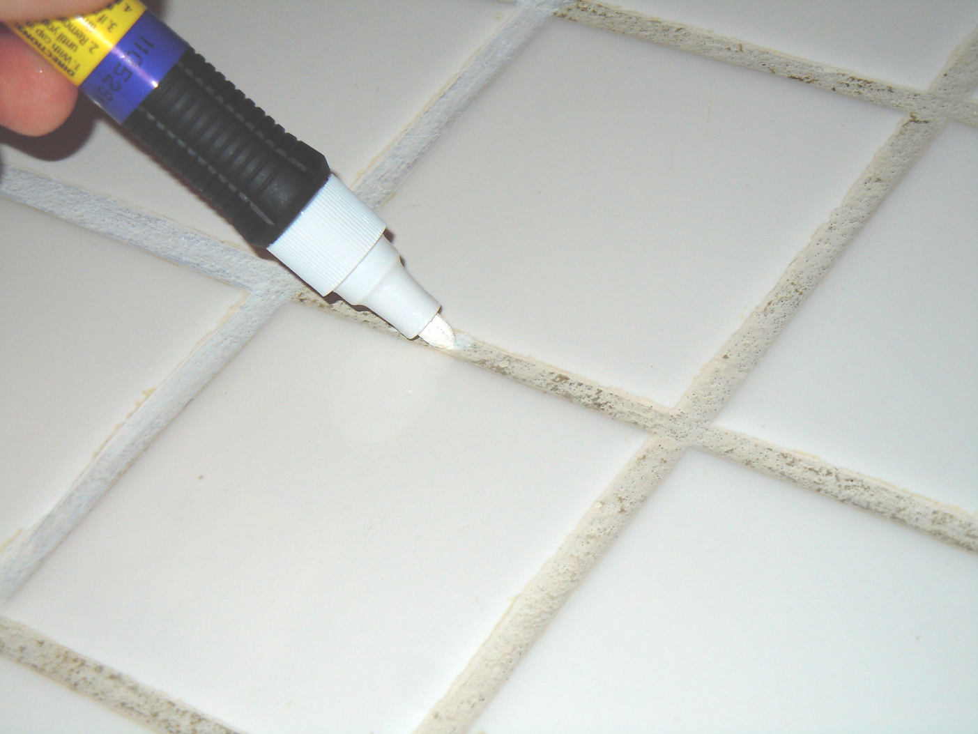 Tutorial How to Paint Old Tile Grout Naturally Creative Mama