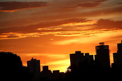 O pôr do sol de Goiânia oferece um verdadeiro espetáculo de cores