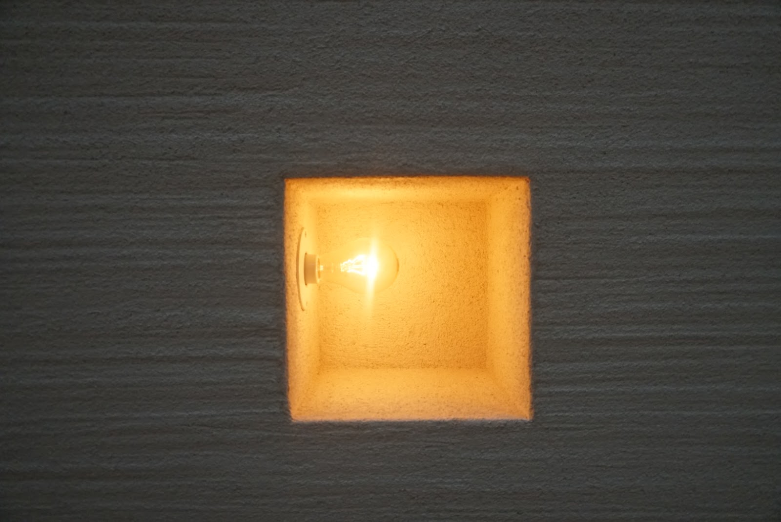 ミケランジェロは詩の中でシスティーナ礼拝堂で働くことについて不満を述べている