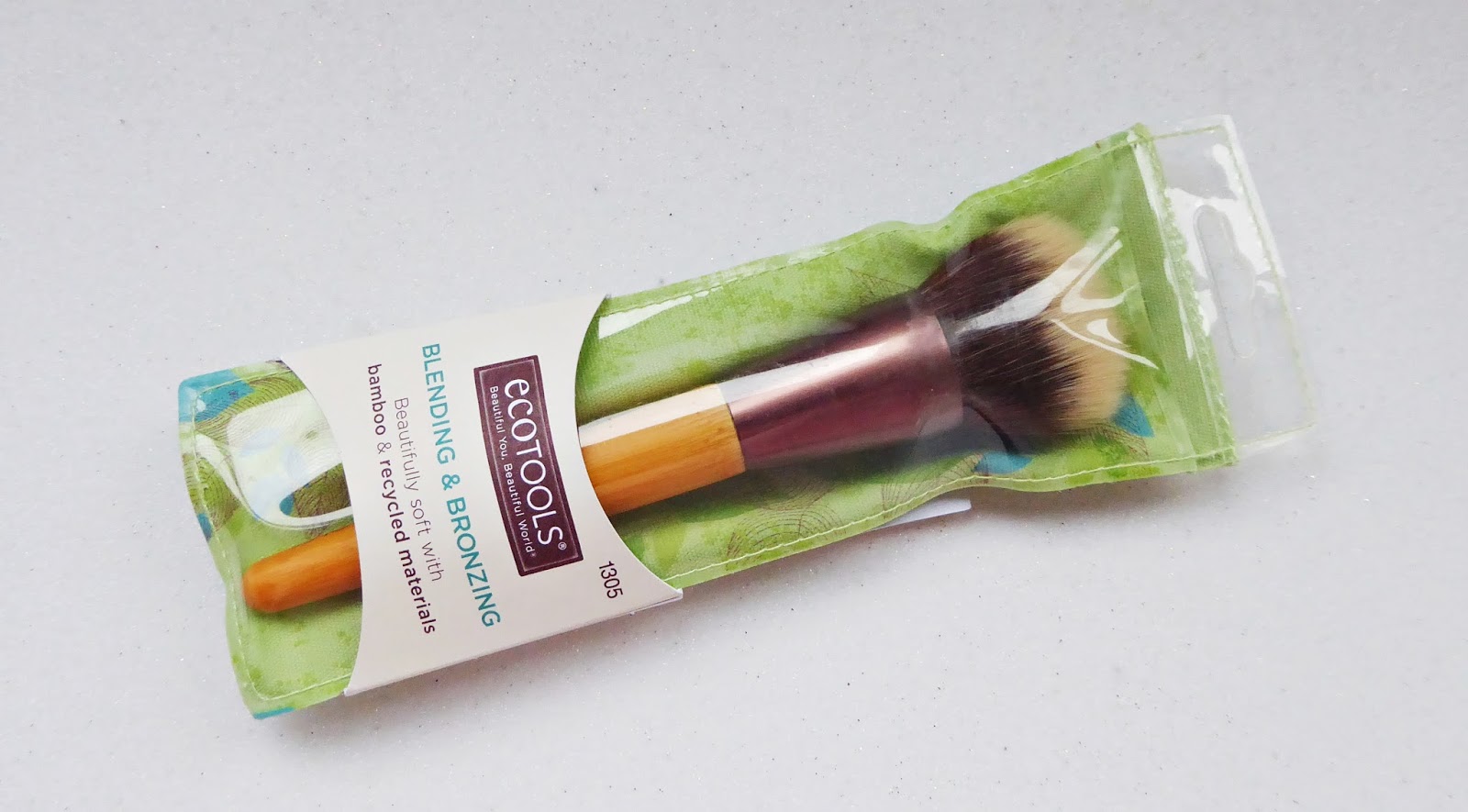 iHerb: Blending & Bronzing brush de Eco Tools, una brocha para polvos bronceadores