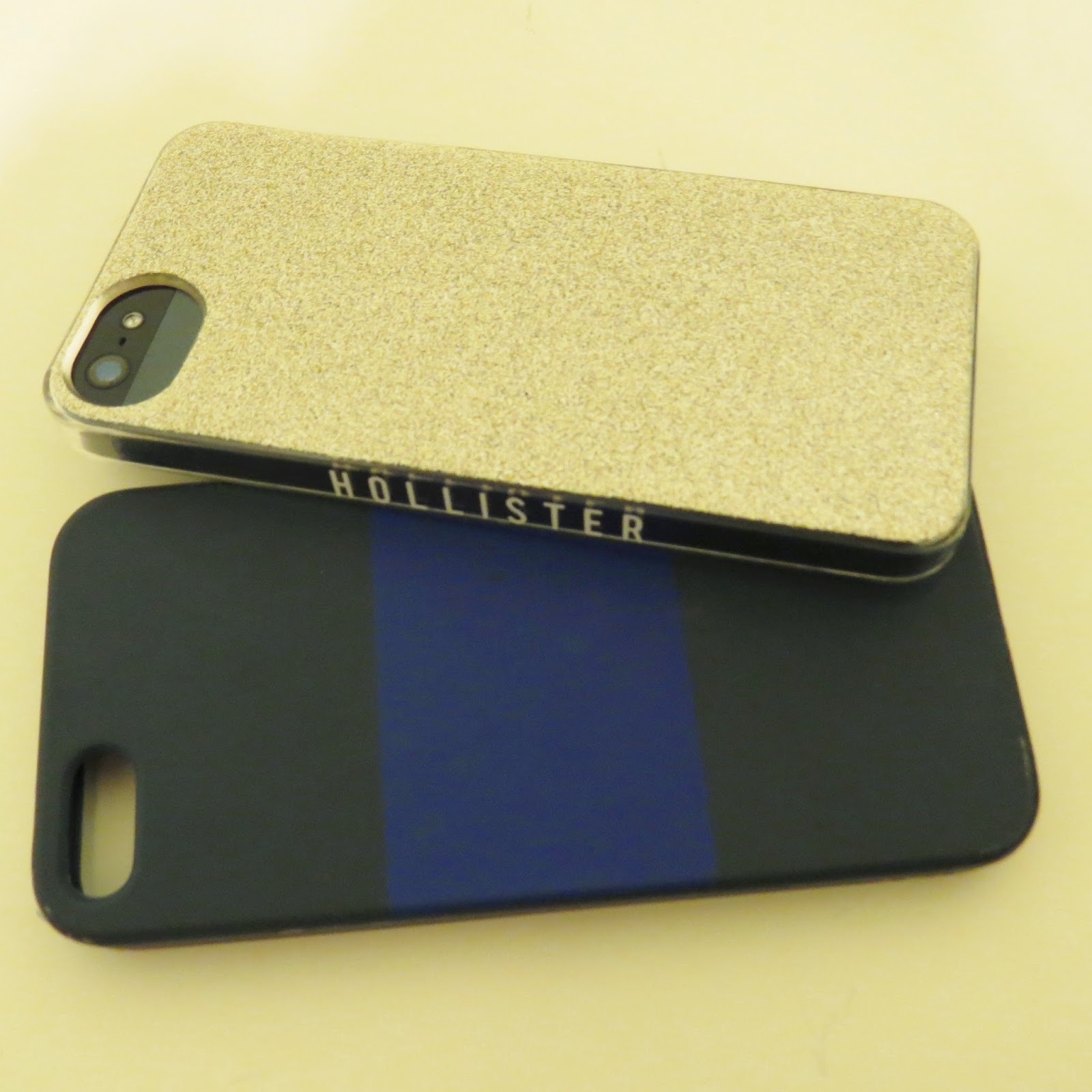 Hollister Haul - My New iPhone Case | It has grown on me!