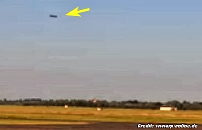Video Shows UFO Over the Airport - Dusseldorf, Germany 9-23-13