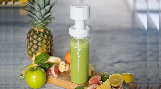 SANS Reusable Vaccum Pump Smoothie & Shake Preserver SANS Reusable Vaccum Pump Smoothie & Shake Preserver