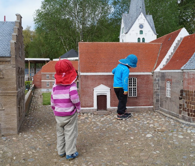 Spannende Ausflugsziele rund um Houstrup, Teil 2: Die Miniaturstadt Varde bzw. Varde Miniby und andere Tipps für Familien mit Kindern