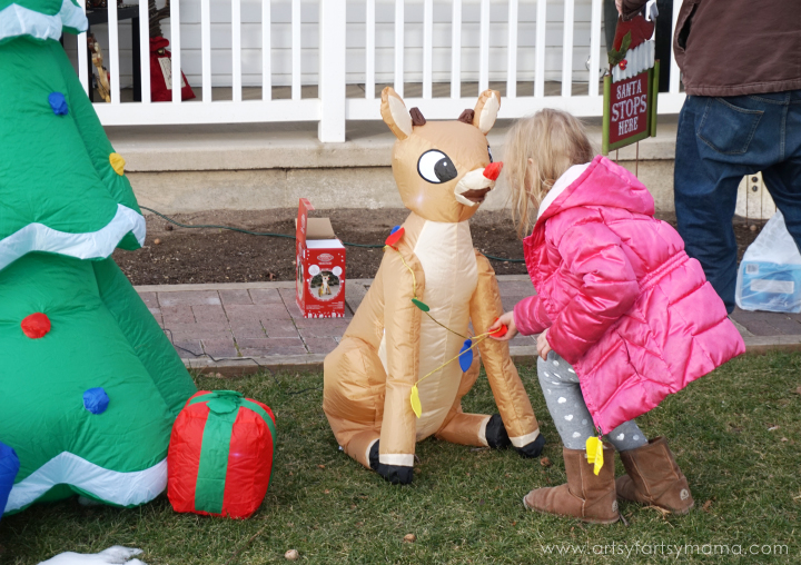 “Elf the Yard” with At Home Stores #MyReason #AtHomeStores