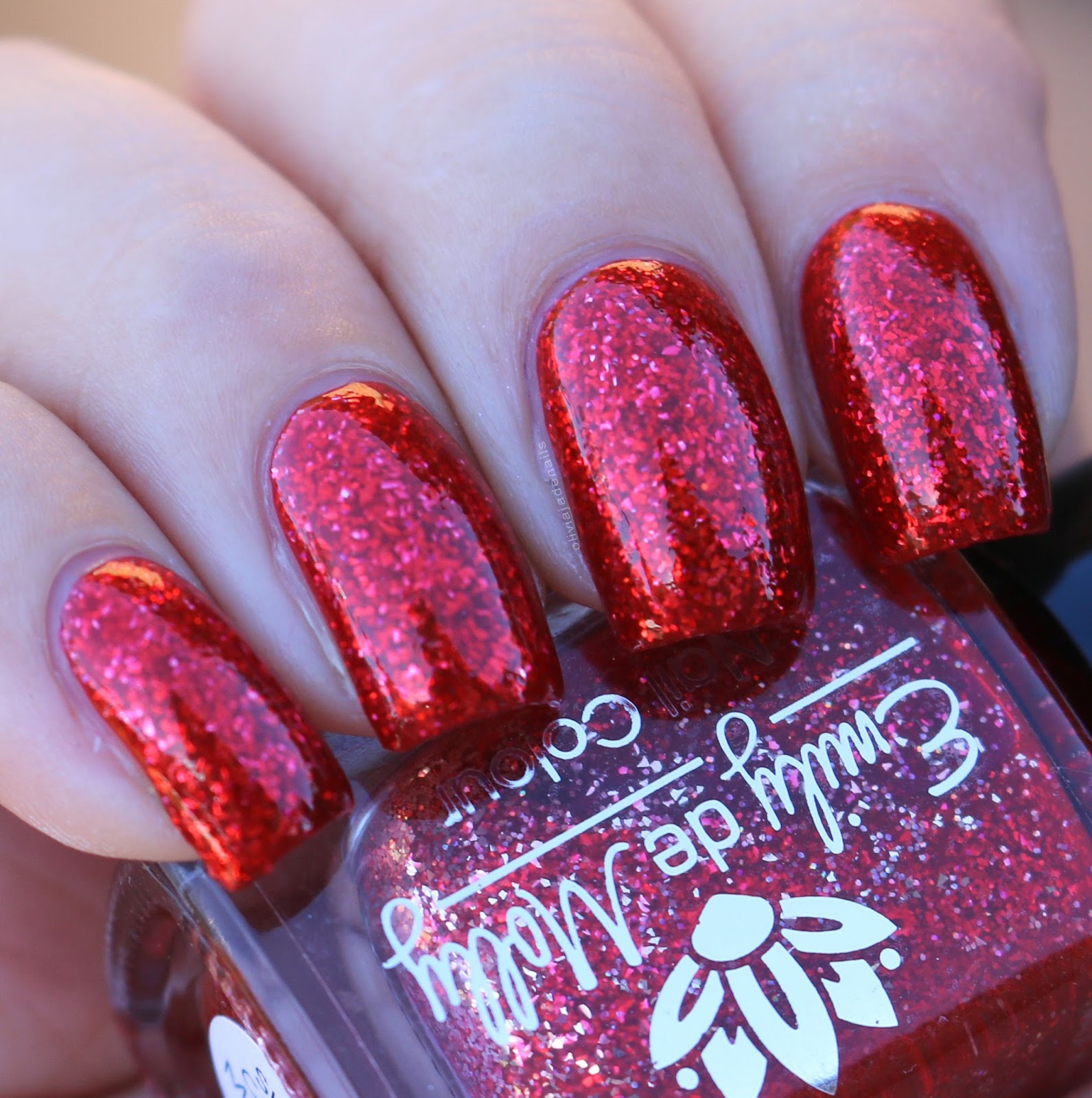 Emily de Molly Sugar Coated Memories swatched by Olivia Jade Nails