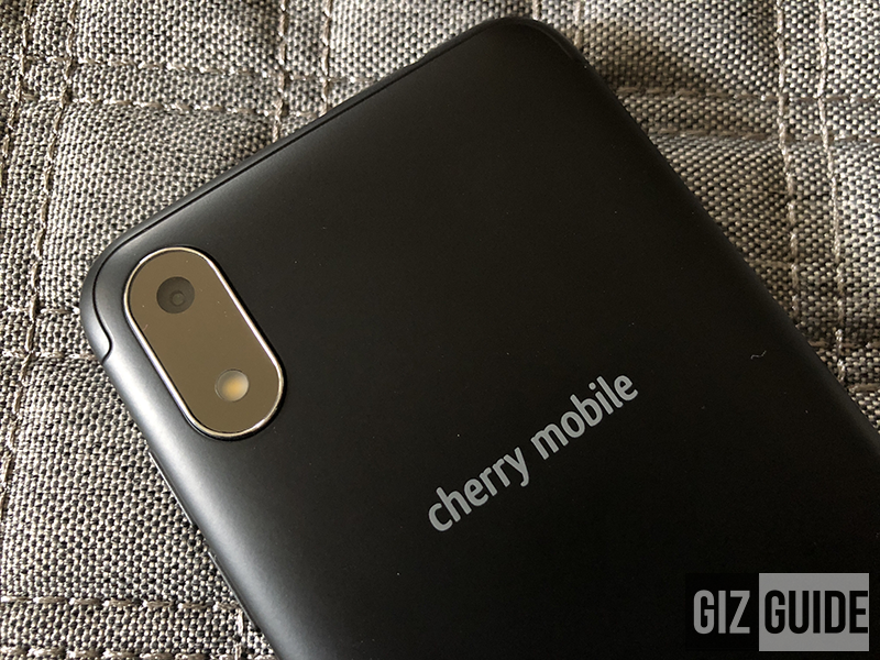 8MP rear camera 8MP rear camera