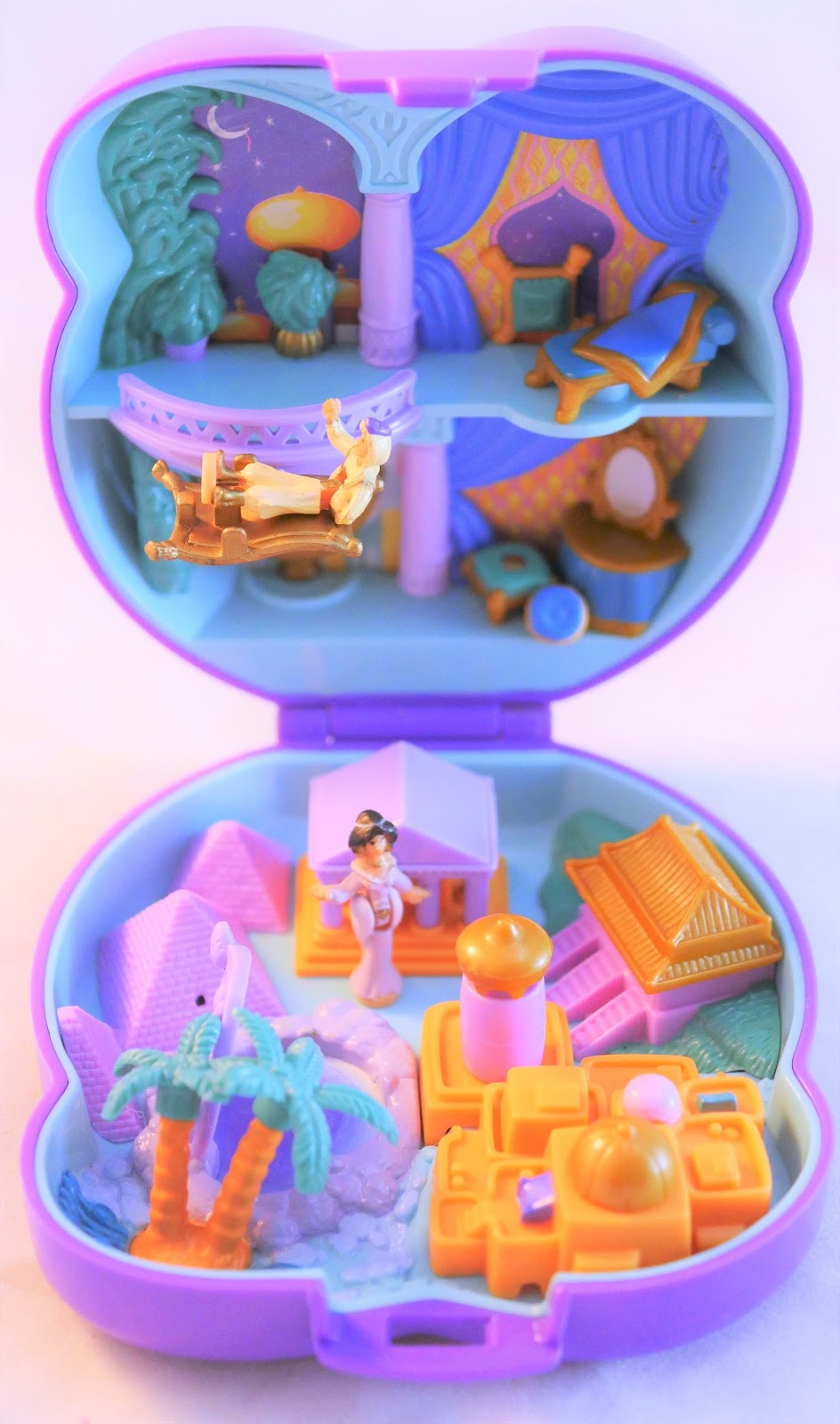 Vintage Polly Pocket pictures Disney Playsets 1995 Aladdin
