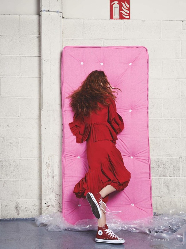 InStyle UK December 2015, Jenna Thiam -1 Gucci 2015 AW Red Layered Silk Satin Georgette Plisse Ruffle Dress Editorials