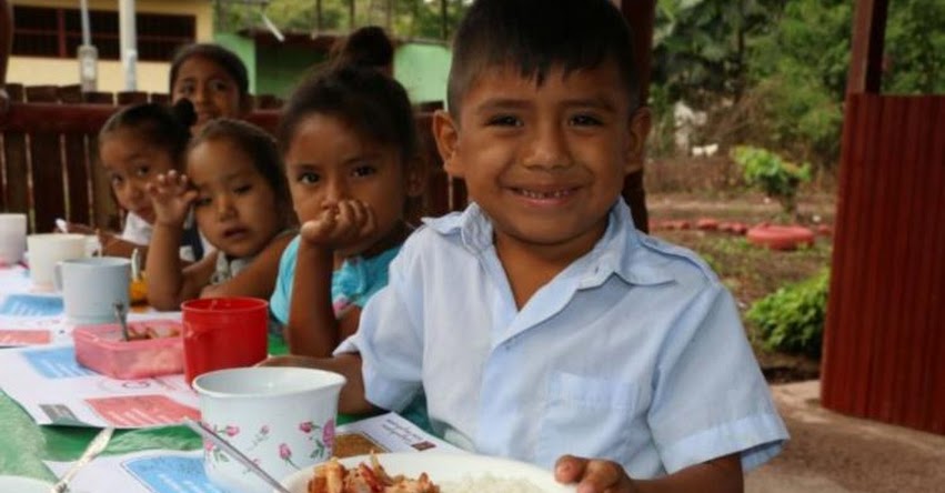 QALI WARMA: Más de 3.8 millones de escolares reciben diariamente alimentos nutritivos - www.qaliwarma.gob.pe QALI WARMA: Más de 3.8 millones de escolares reciben diariamente alimentos nutritivos - www.qaliwarma.gob.pe