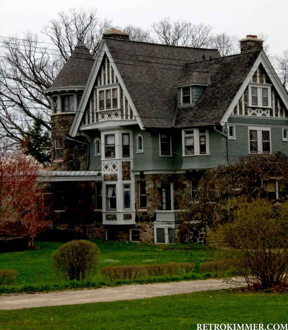 RETRO KIMMER'S BLOG NEW PHOTOS OF THE HUTCHINSON HOUSE IN YPSILANTI