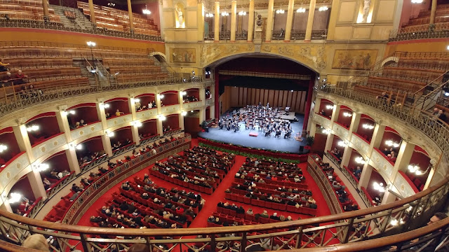 Reportage On Way Teatro Politeama Palermo