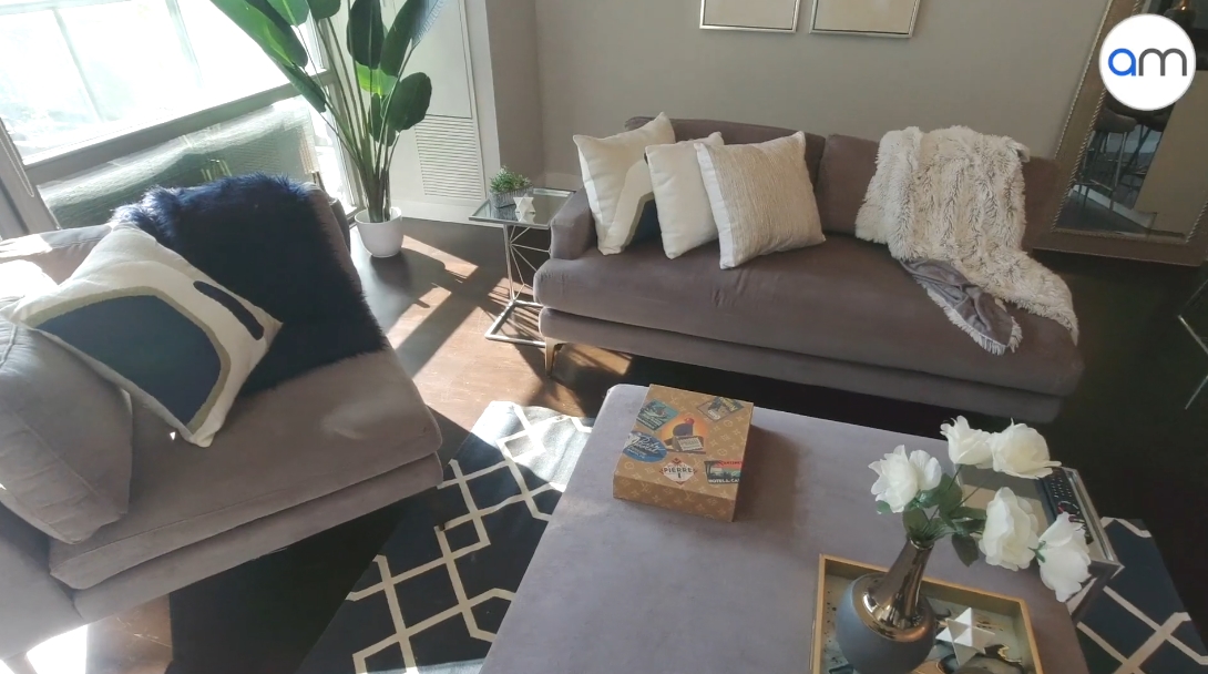55 Stewart Street #729, Toronto Luxury Condo vs. 23 Interior Design Photos