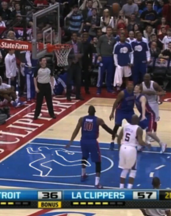 Twitter declares Brandon Knight dead after DeAndre Jordan dunk