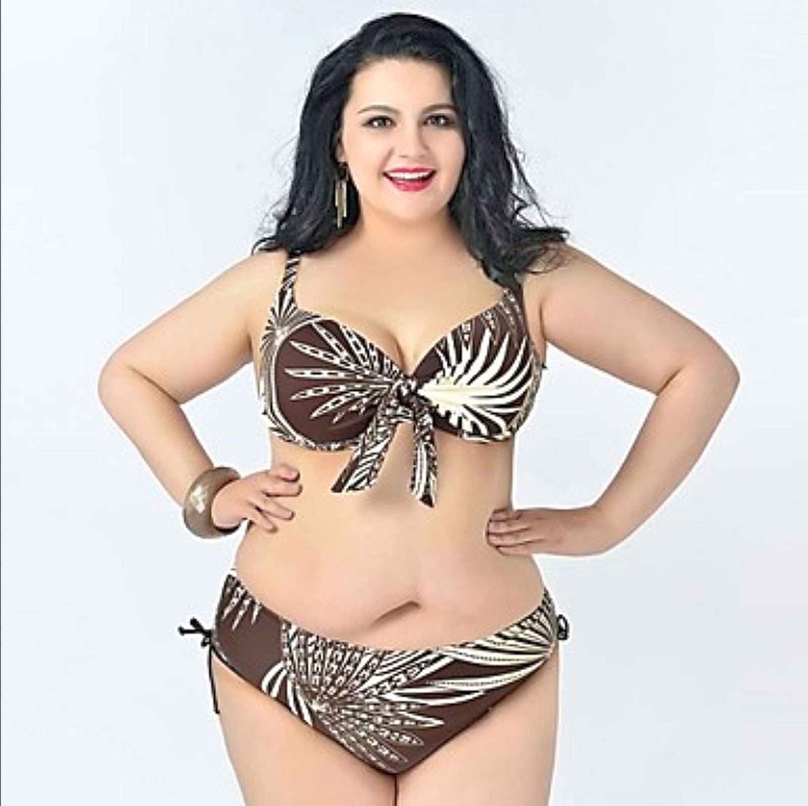 The front and back have center boning supports so the bra won't roll and the cups are fully boned for the very best support. If you have big boobs, this strapless bra will keep you lifted, supported, and looking hot as .
