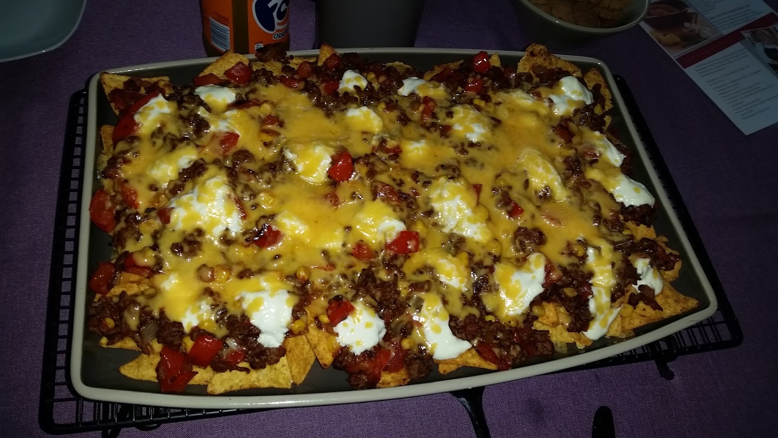 Steffi's SteineKüche Tortilla Chips mit Hackfleisch überbacken Steffi's SteineKüche Tortilla Chips mit Hackfleisch überbacken