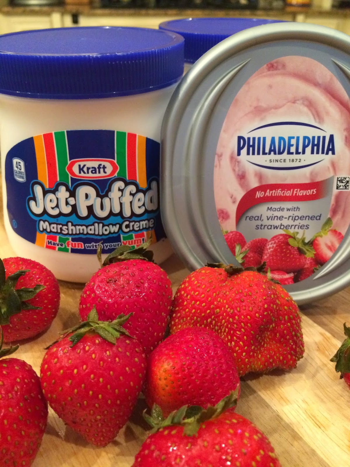 Little Magnolia Kitchen STRAWBERRY DIP