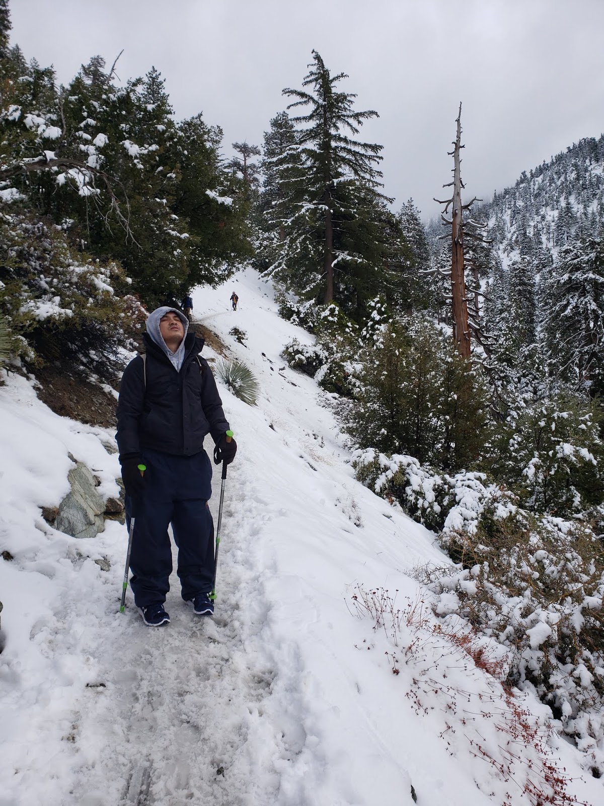 EXPLORER, ADVENTURE, AND HIKER Icehouse Canyon to Icehouse Saddle in