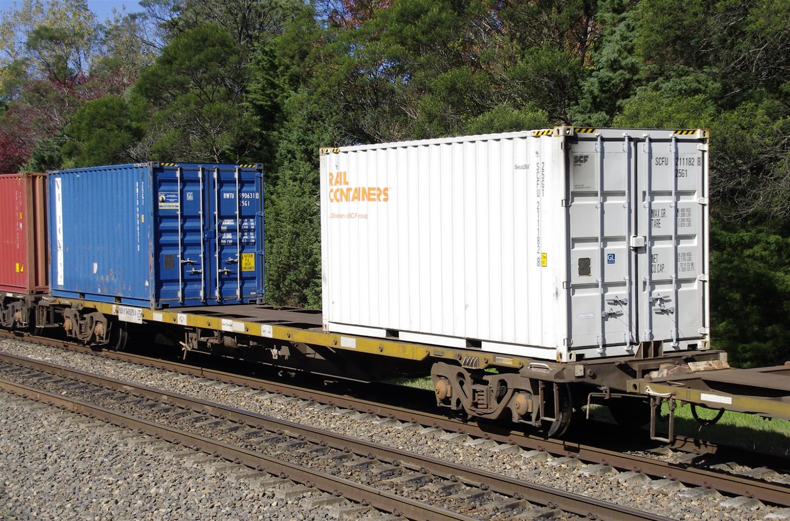 Rollingstock News: April 2013