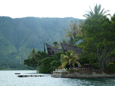 INDONESIA - Sumatra, Java, Bali, Gilis & Lombok - Blogs de Indonesia - Indonesia- Primera Etapa SUMATRA: Bukkit lawang y Samosir (41)