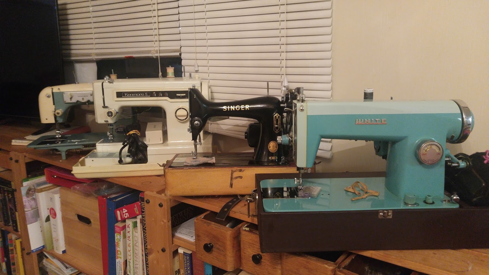 FlamingoSewing Flamingo Canadian Vintage Sewing Machine Finder Service