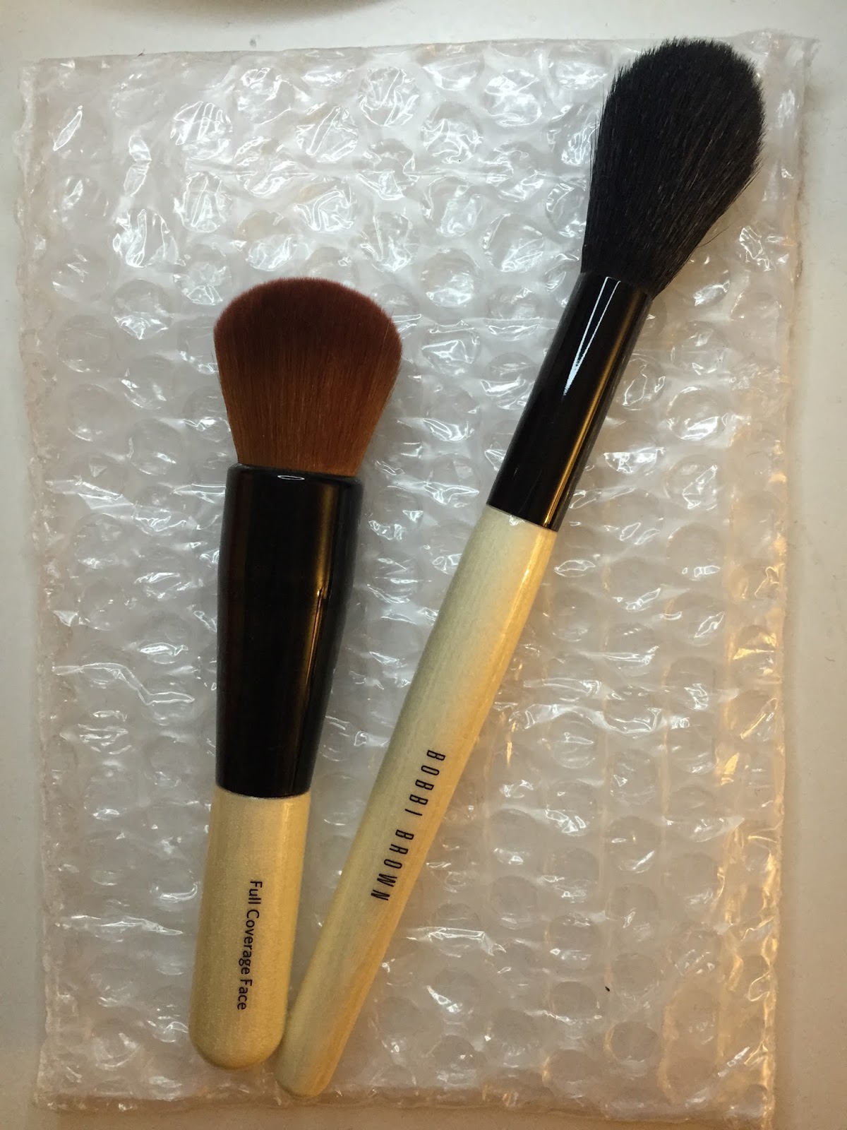 Blogmas Day 9 Finally got my Bobbi Brown Full Coverage Face & Sheer Powder Brushes