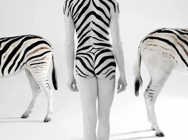 Lennette Newell | Naturalist fashion photographer