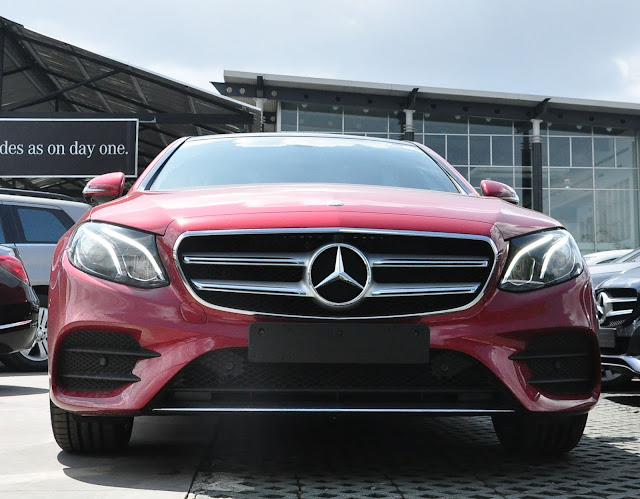Hệ thống an toàn Mercedes E300 AMG Mercedes E300 AMG sở hữu hệ thống an toàn hàng đầu