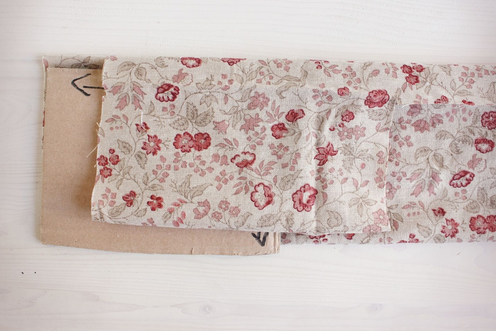 Roxy Creations Folding fabric tutorial