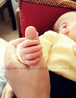 É normal ficar triste depois que o bebê nasce? É normal ficar triste depois que o bebê nasce?