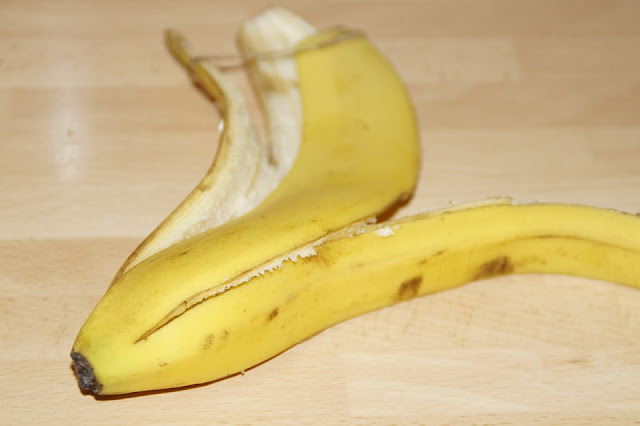 Banana Peels, Banana Peels Uses, Banana Peels Teeth Whitening, Benefits Of Banana Peels, Banana Peels Teeth Whitening