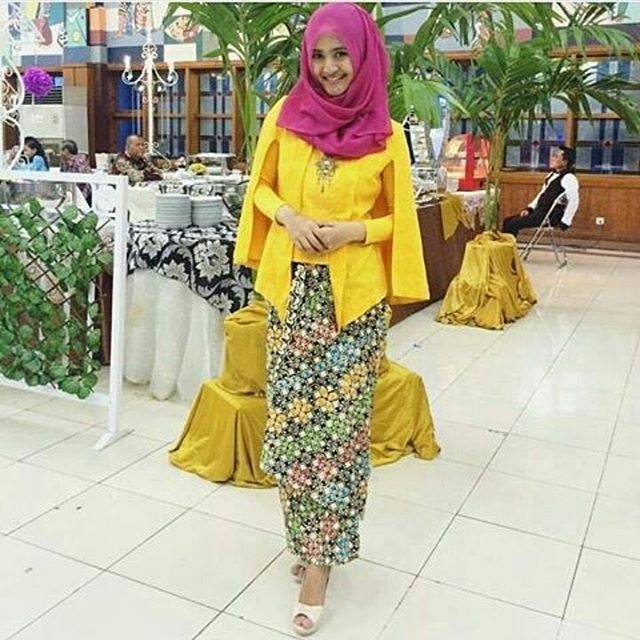 Kumpulan Gambar Model Baju Kebaya Batik Gaun Pesta Modern 