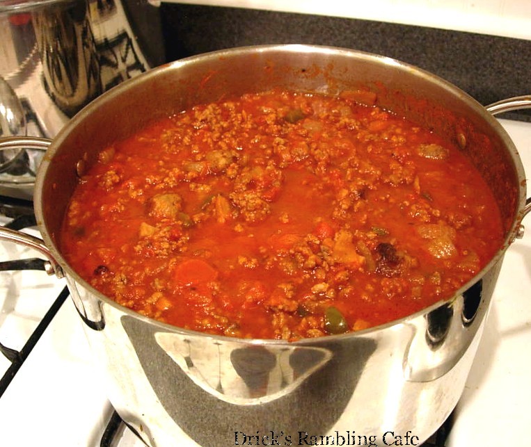 Southern Tomato Meat Sauce for Pasta ~ Drick's Rambling Cafe